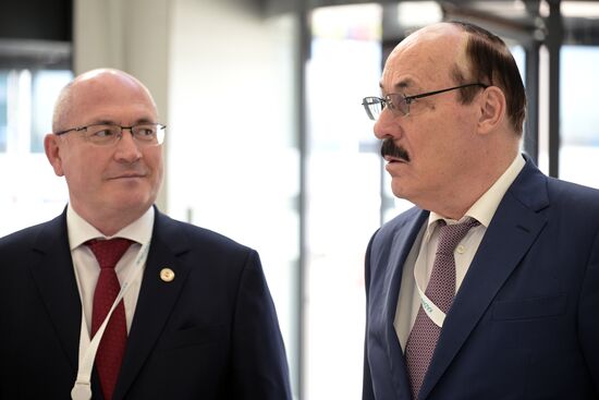 Ramazan Abdulatipov, Special Representative of Russia to the Organization of Islamic Cooperation, at the 14th Russia - Islamic World: KazanForum International Economic Forum. Photos may be used as stated in the media bank section concerning the forum. Location: Russia, Republic of Tatarstan, Kazan. Author: Vladimir Astapkovich/ANO “Directorate for Sports and Social Projects”. KAZANFORUM 2023. Sidelines