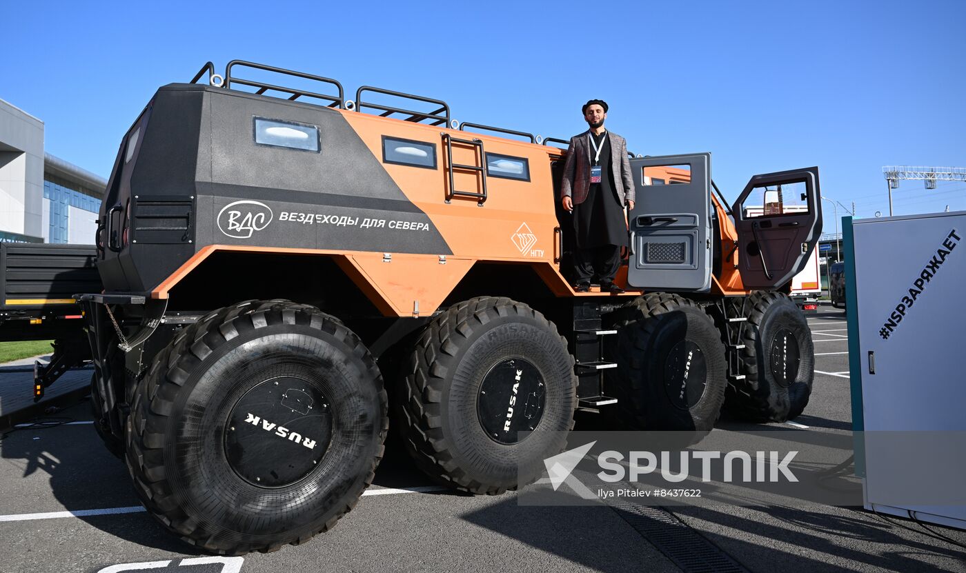 KAZANFORUM 2023. Sidelines