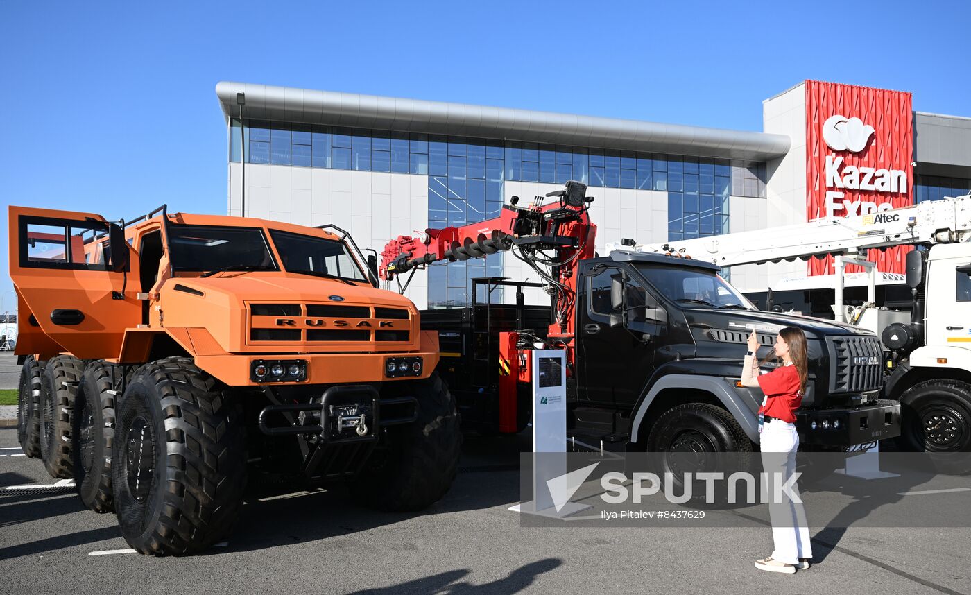 KAZANFORUM 2023. Sidelines