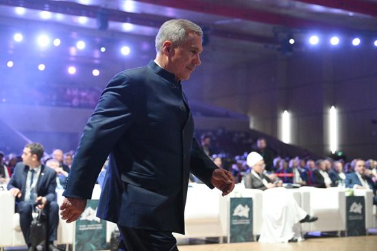 Head of the Republic of Tatarstan Rustam Minnikhanov at the plenary session of the Russia – Islamic World 14th International Economic Forum: Economy of Trust: Partnership between the Russian Federation and the OIC Countries. Photos may be used subject to the terms in the forum-specific section of the media bank. Location: Russia, Republic of Tatarstan, Kazan. Author: Ramil Sitdikov/ANO “Directorate for Sports and Social Projects”. KAZANFORUM 2023. Plenary session of the Russia – Islamic World 14th International Economic Forum