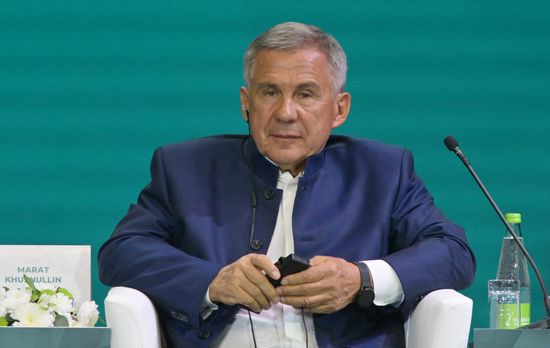 Head of the Tatarstan Republic Rustam Minnikhanov at the plenary session of the Russia – Islamic World 14th International Economic Forum: Economy of Trust: Partnership between the Russian Federation and the OIC Countries. Photos may be used subject to the terms in the forum-specific section of the media bank. Location: Russia, Republic of Tatarstan, Kazan. Author: Evgeny Biyatov/ANO “Directorate for Sports and Social Projects”. KAZANFORUM 2023. Plenary session of the Russia – Islamic World 14th International Economic Forum