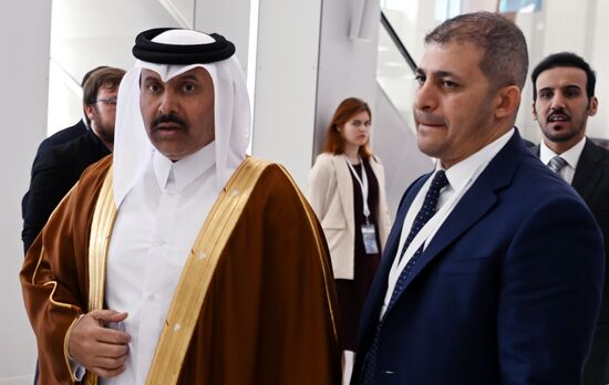 Left: Minister of Justice, Islamic Affairs and Waqf Nawaf bin Mohamed Al-Mawadeh in the Kazan Expo Exhibition Center during the 14th Russia - Islamic World: KazanForum International Economic Forum. Photos may be used subject to the terms in the forum-specific section of the media bank. Location: Russia, Republic of Tatarstan, Kazan. Author: Svetlana Shevchenko/ANO “Directorate for Sports and Social Projects”. KAZANFORUM 2023. Sidelines
