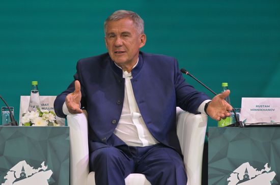 Head of the Tatarstan Republic Rustam Minnikhanov at the plenary session of the Russia – Islamic World 14th International Economic Forum: Economy of Trust: Partnership between the Russian Federation and the OIC Countries. Photos may be used subject to the terms in the forum-specific section of the media bank. Location: Russia, Republic of Tatarstan, Kazan. Author: Evgeny Biyatov/ANO “Directorate for Sports and Social Projects”. KAZANFORUM 2023. Plenary session of the Russia – Islamic World 14th International Economic Forum