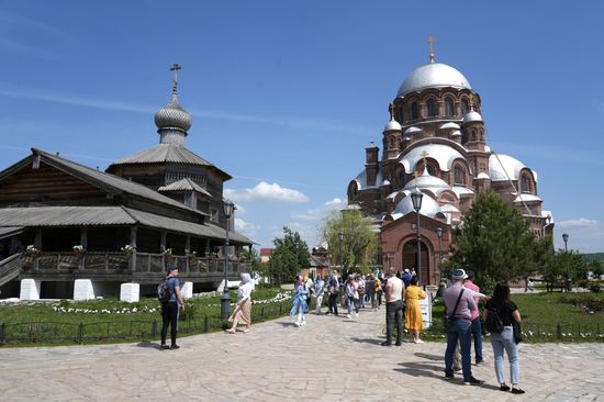 KAZANFORUM 2023. Sightseeing tour to the Town-Island of Sviyazhsk