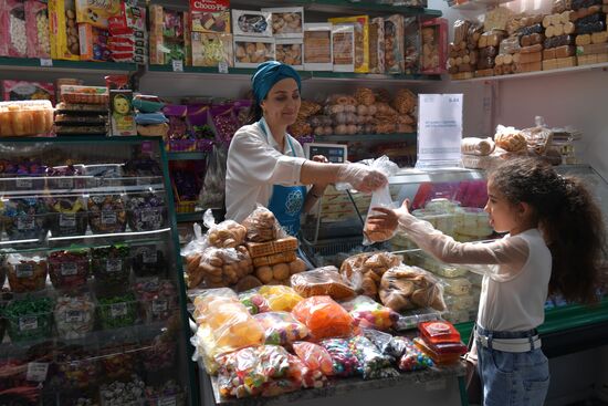 KAZANFORUM 2023. World Congress of Tatars participants visit Russia Halal Market