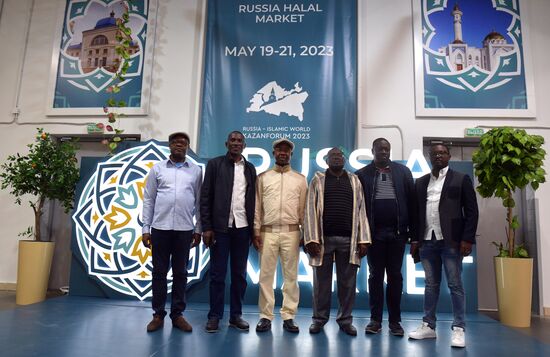 KAZANFORUM 2023. World Congress of Tatars participants visit Russia Halal Market