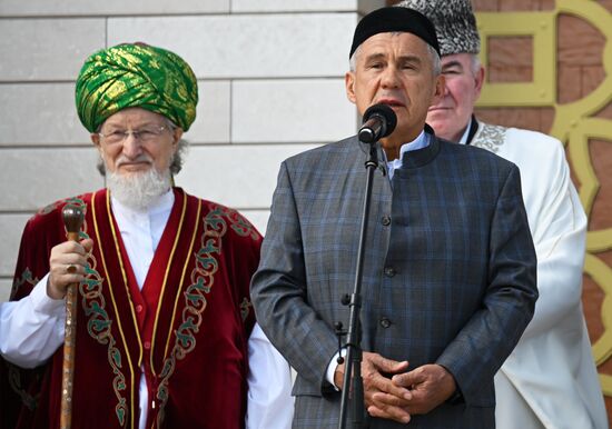 KAZANFORUM 2023. Head of Tatarstan Rustam Minnikhanov attends Izge Bolgar Zhyeny Festival