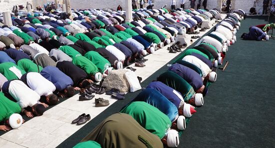 Believers make a collective prayer during the Izge Bolgar Zhyeny festival held as part of the 14th International Russia — Islamic World Economic Forum. Photos may be used subject to the terms in the forum-specific section of the media bank. Location: Russia, Republic of Tatarstan, Bolgar. Author: Alexei Danichev/ANO “Directorate for Sports and Social Projects”. KAZANFORUM 2023. Izge Bolgar Zhyeny Festival