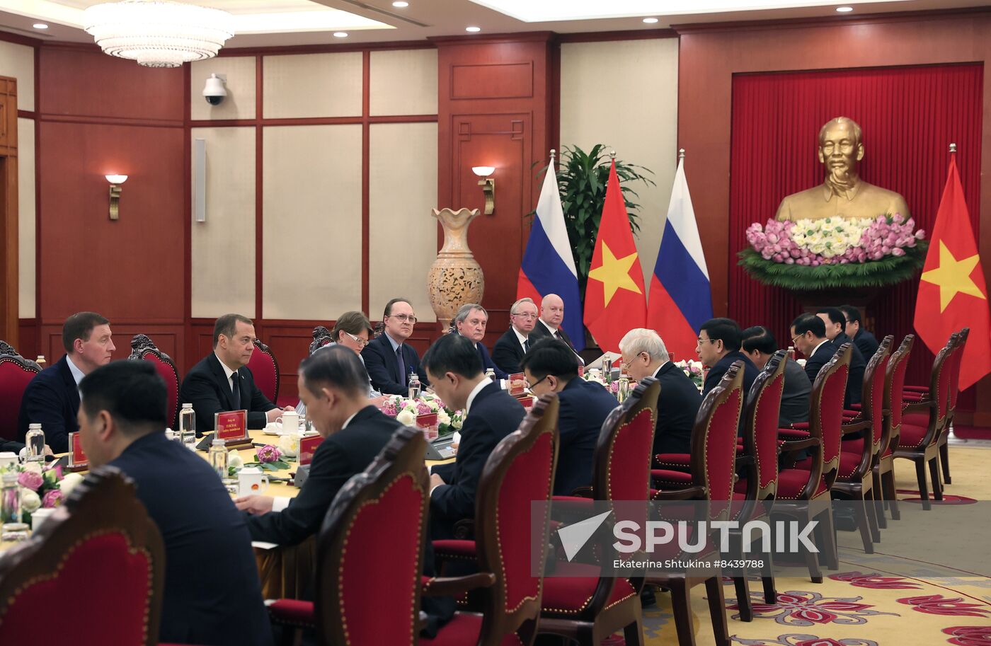 Vietnam Russia