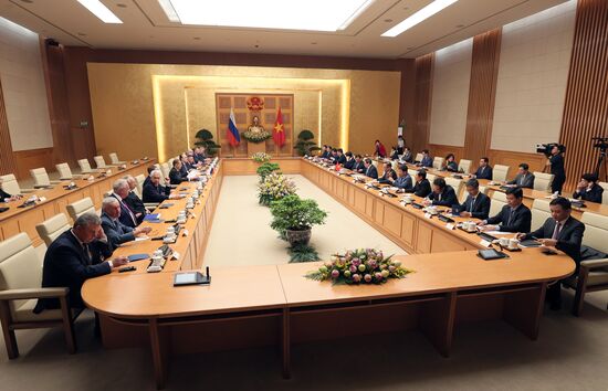 Vietnam Russia