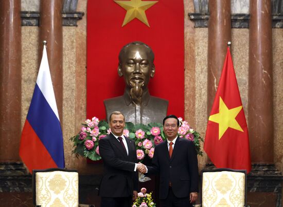 Vietnam Russia
