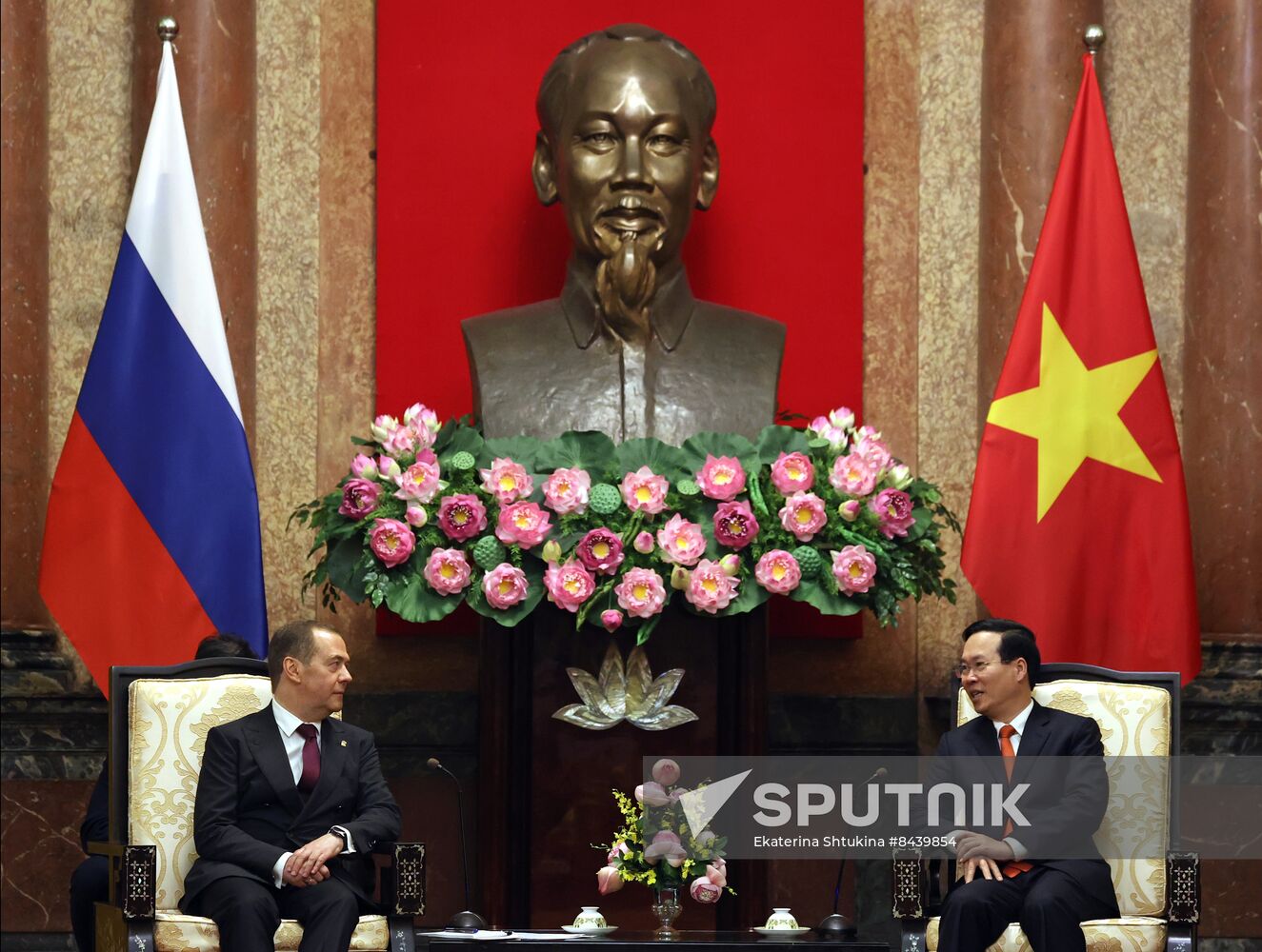 Vietnam Russia