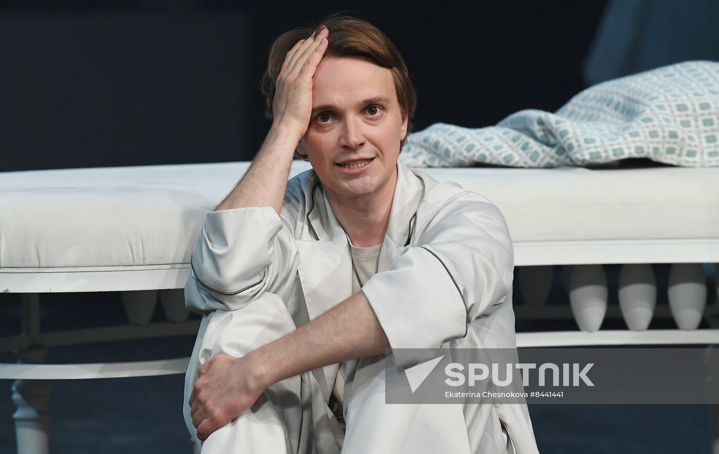 Russia Theatre Queen Mother