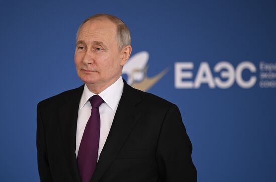Russia Putin Eurasian Economic Forum