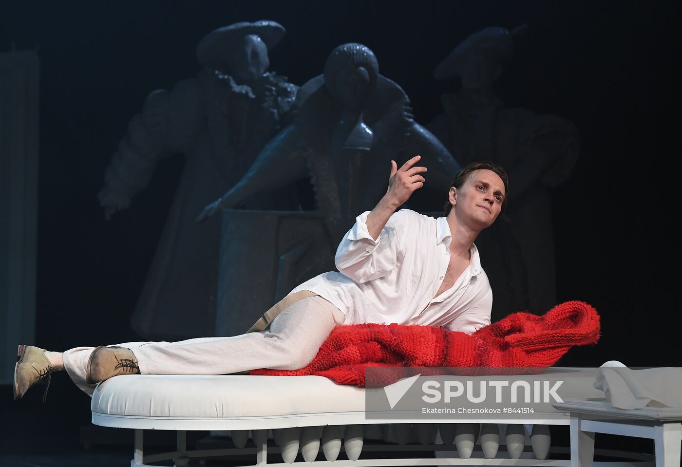 Russia Theatre Queen Mother