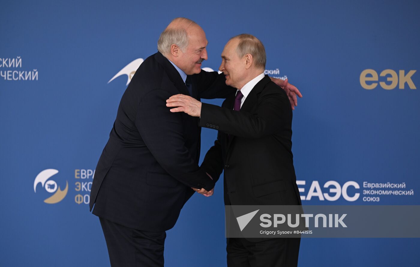 Russia Putin Eurasian Economic Forum