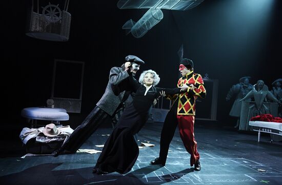 Russia Theatre Queen Mother