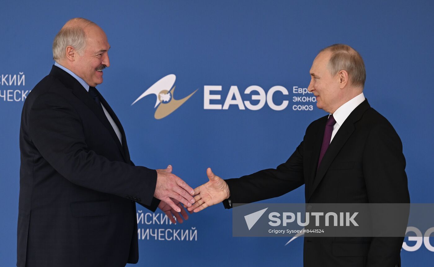 Russia Putin Eurasian Economic Forum