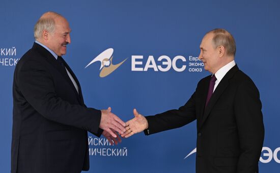 Russia Putin Eurasian Economic Forum