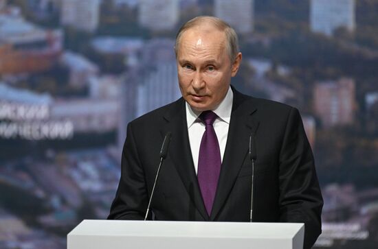 Russia Putin Eurasian Economic Forum