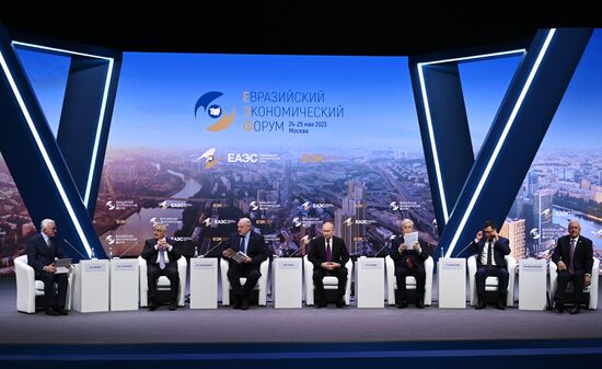 Russia Putin Eurasian Economic Forum