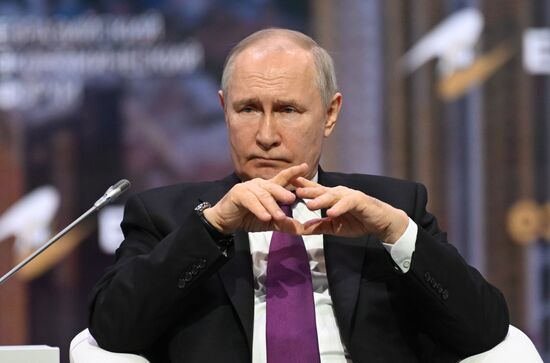 Russia Putin Eurasian Economic Forum