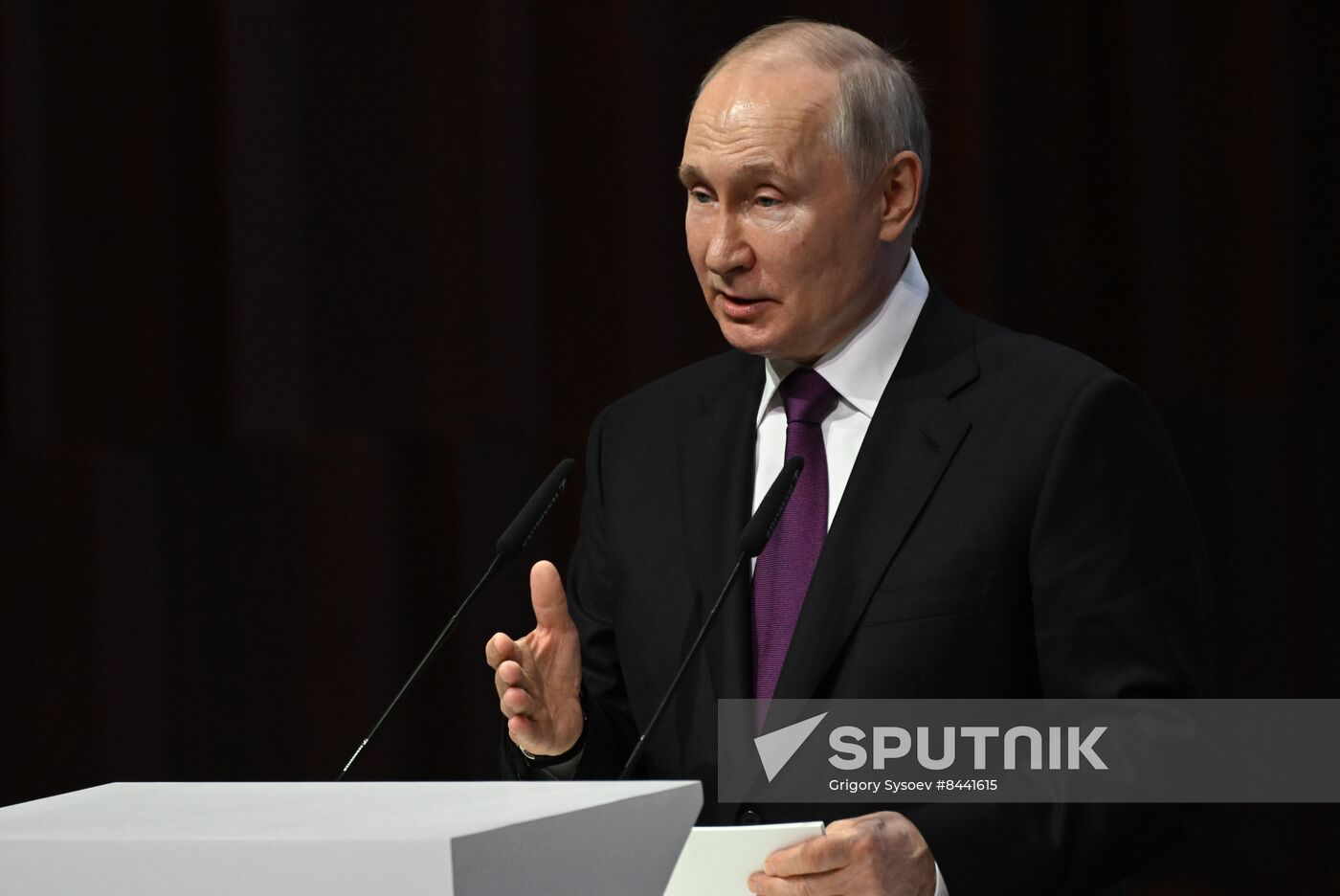 Russia Putin Eurasian Economic Forum