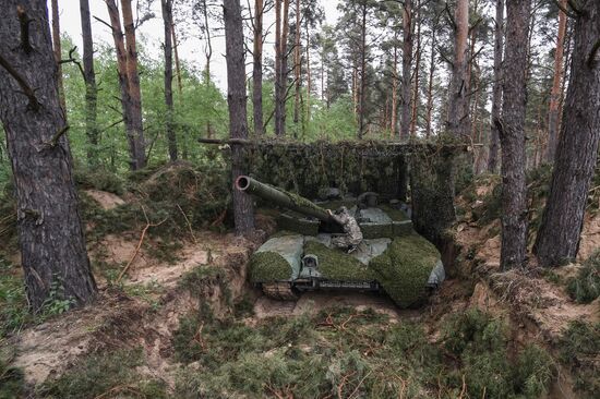 Russia Ukraine Military Operation Tank Unit