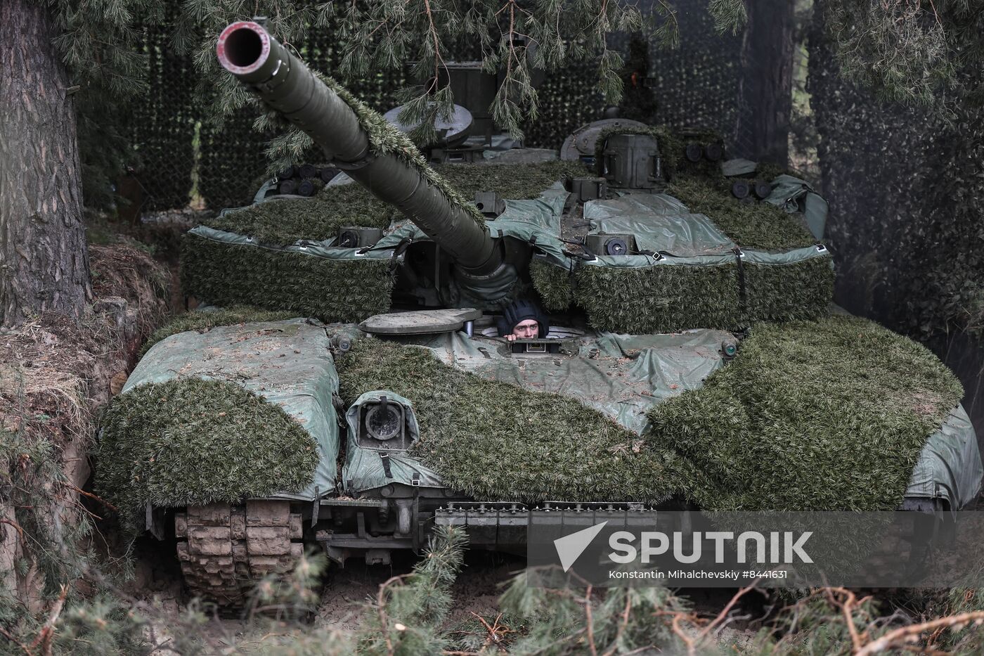 Russia Ukraine Military Operation Tank Unit