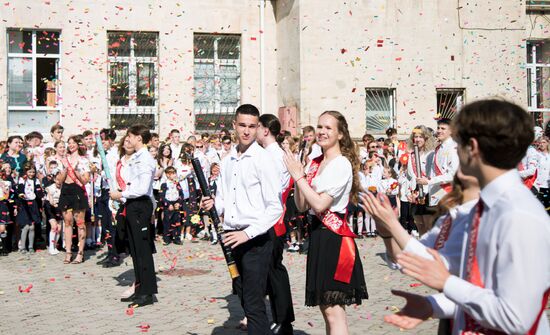 Moldova Transnistria Education Last Bell