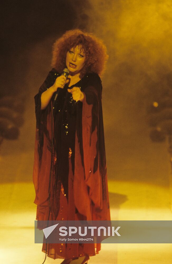 Soviet pop singer Alla Pugacheva.