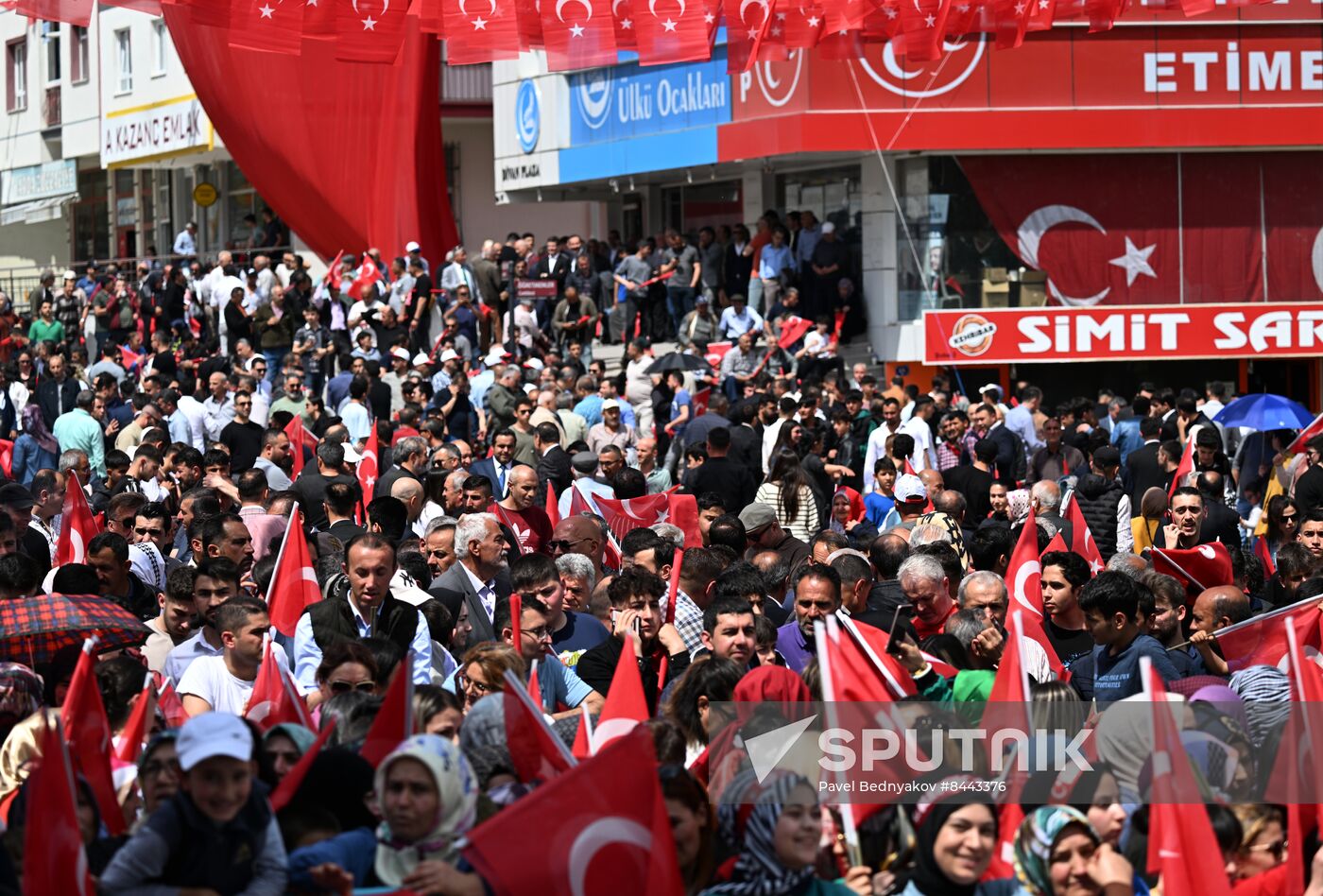 Turkey Election Erdogan Campaign