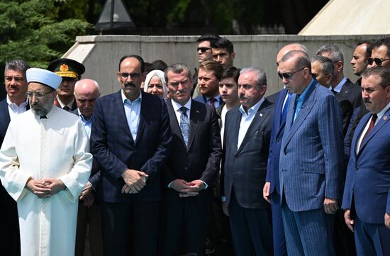 Turkey Election Erdogan Campaign