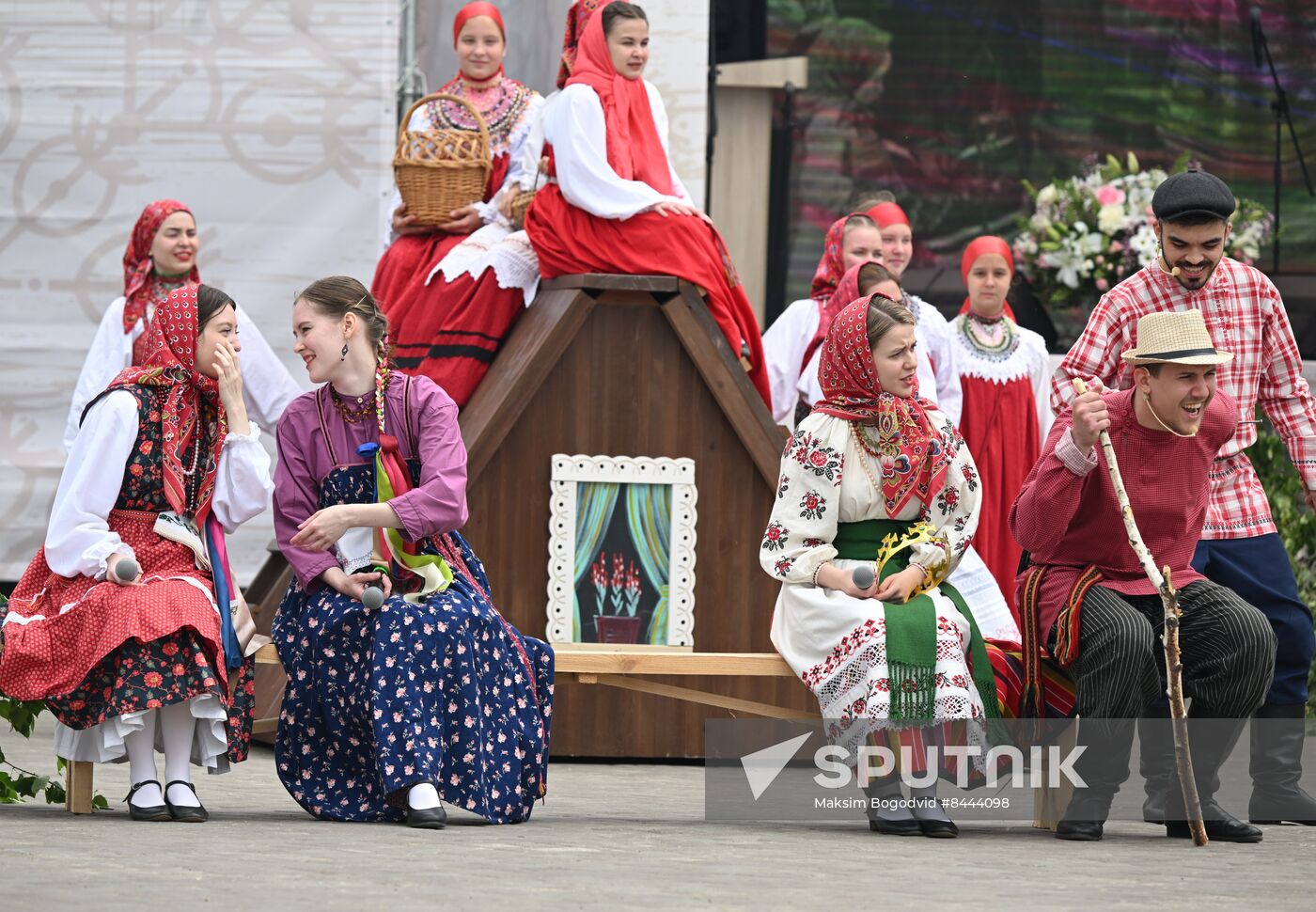 Russia Karavon Folk Festival