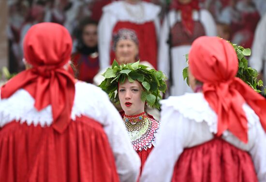 Russia Karavon Folk Festival