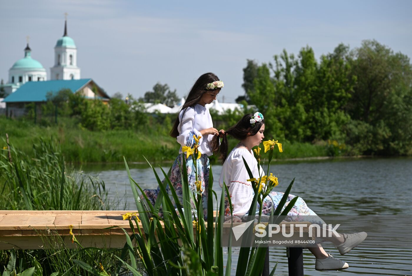 Russia Karavon Folk Festival