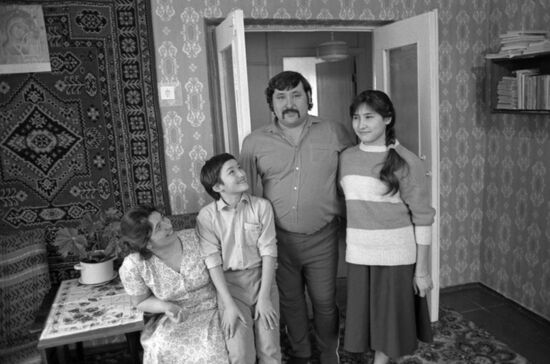 Kirgizstan multi-ethnic state farm
