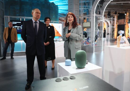 Russia Putin Zotov Cultural Centre