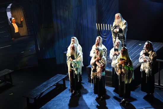 Russia Musical Between Two Worlds