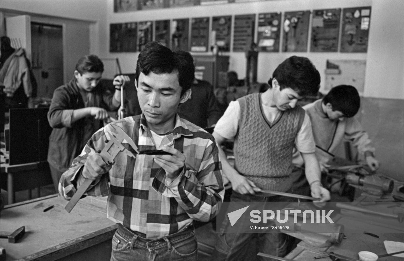Students from Cambodia study at Kharkov Electromechanics School
