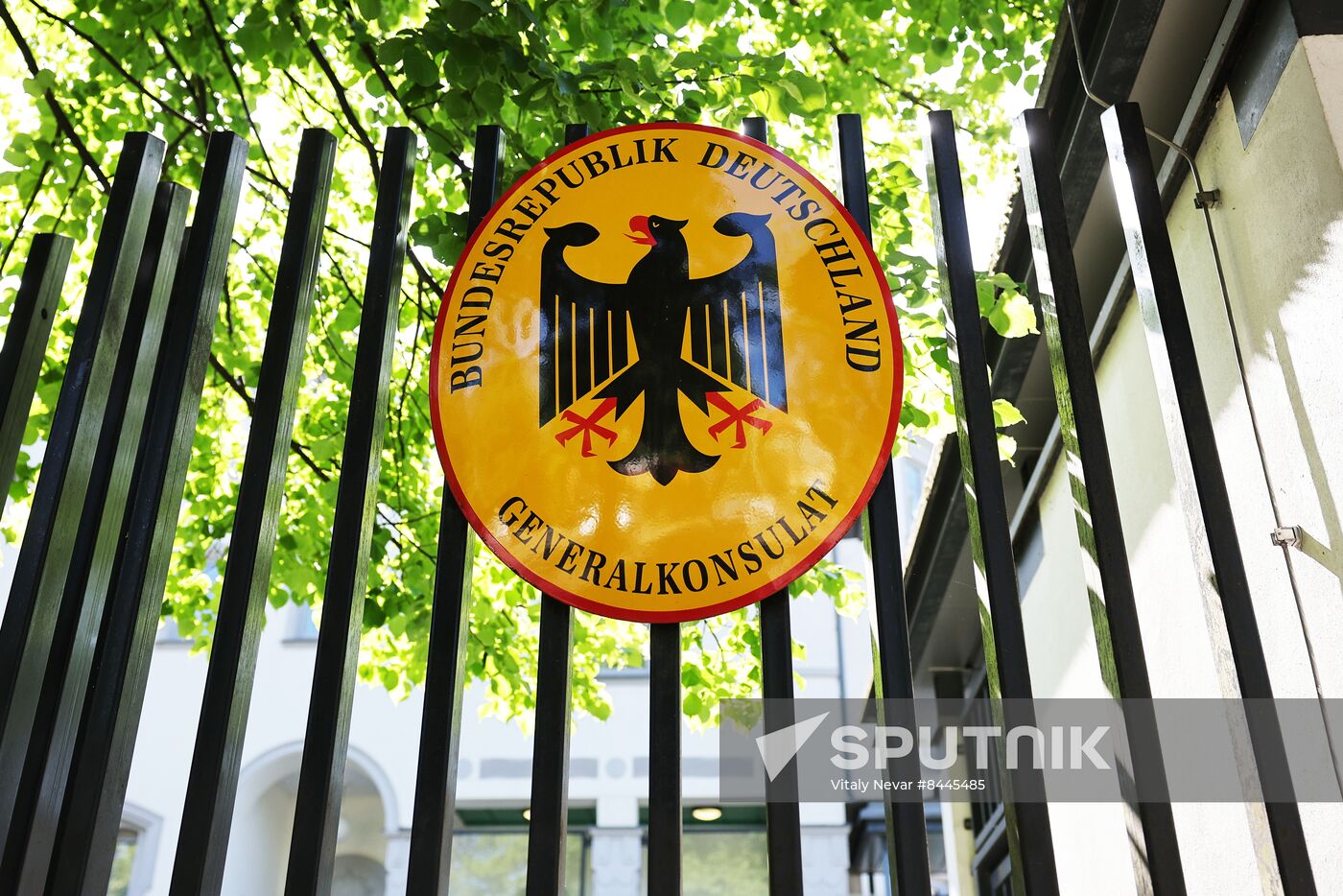 Russia Germany Consulates Visa Applications Suspension