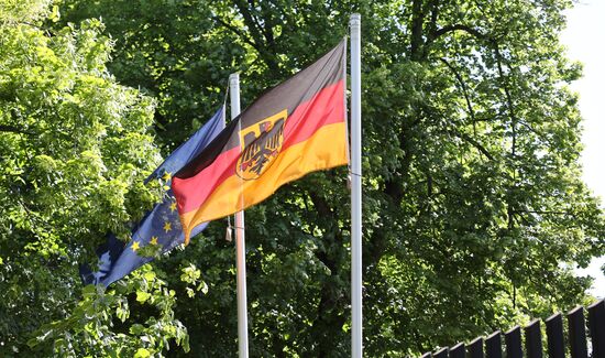 Russia Germany Consulates Visa Applications Suspension