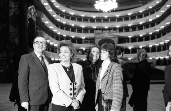 President of Egypt Hosni Mubarak and his wife Suzanne visit USSR