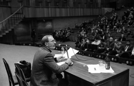 Viktor Merezhko at filmmakers' meeting at House of Cinema