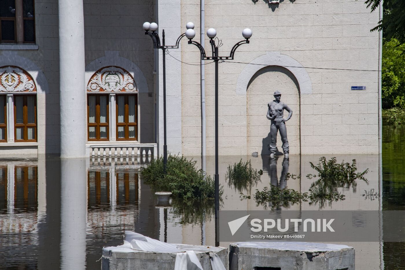 Russia Ukraine Kakhovka HPP Destruction