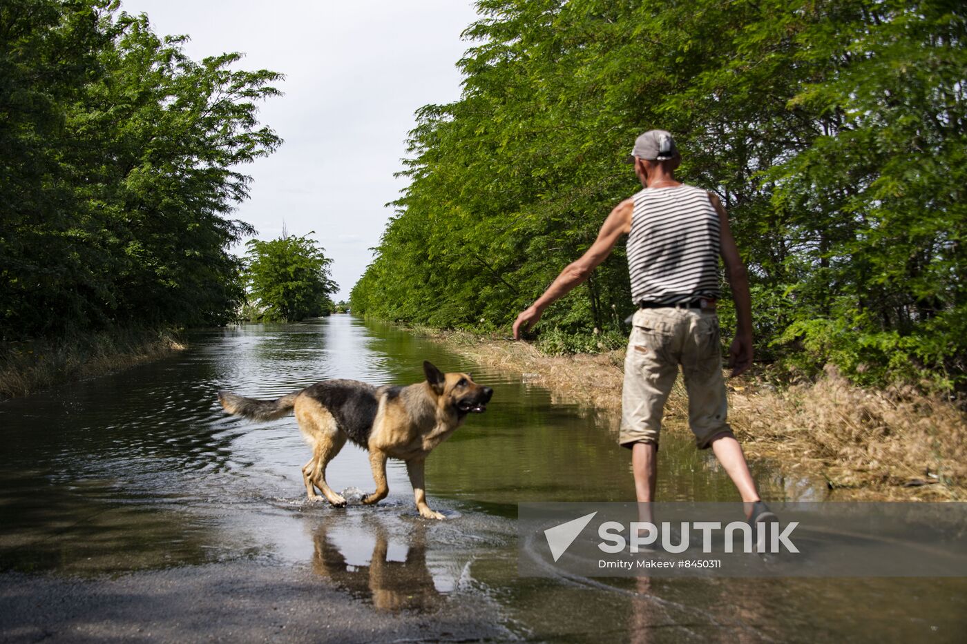 Russia Ukraine Kakhovka HPP Destruction