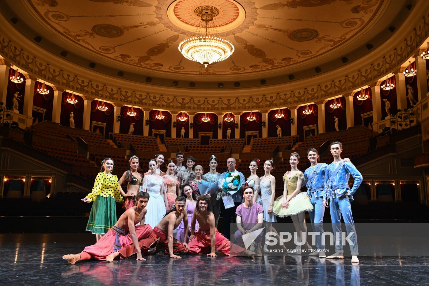 Russia Ballet School Graduates Concert