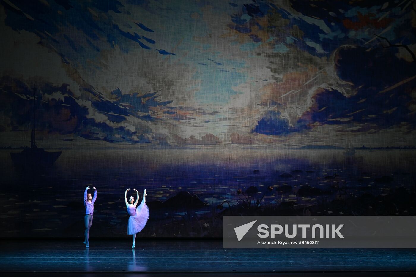 Russia Ballet School Graduates Concert