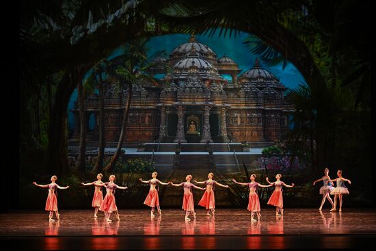 Russia Ballet School Graduates Concert