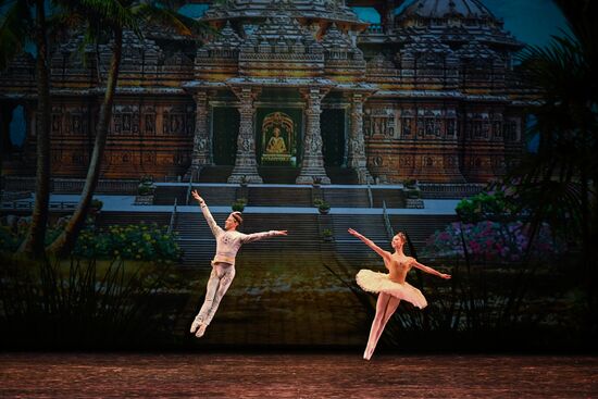 Russia Ballet School Graduates Concert